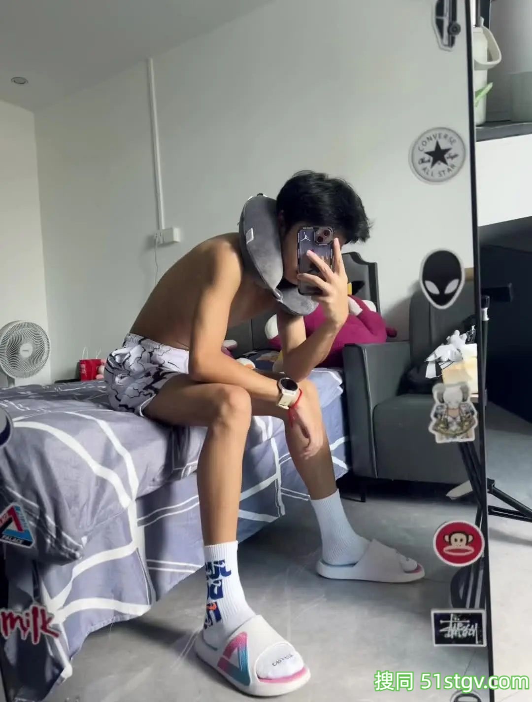 广东的小楊同学，细长直腿 - 51虹马