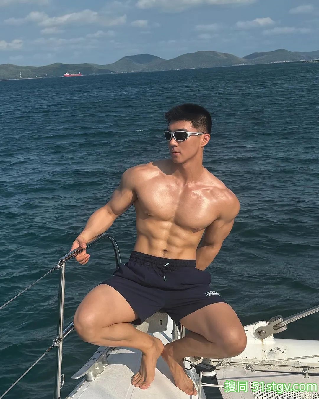 理想男友Henry Kong，板正帅气 - 51虹马