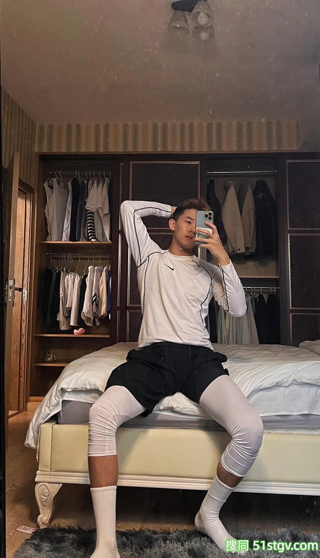 四川的大长腿黑皮小哥哥 - 51虹马