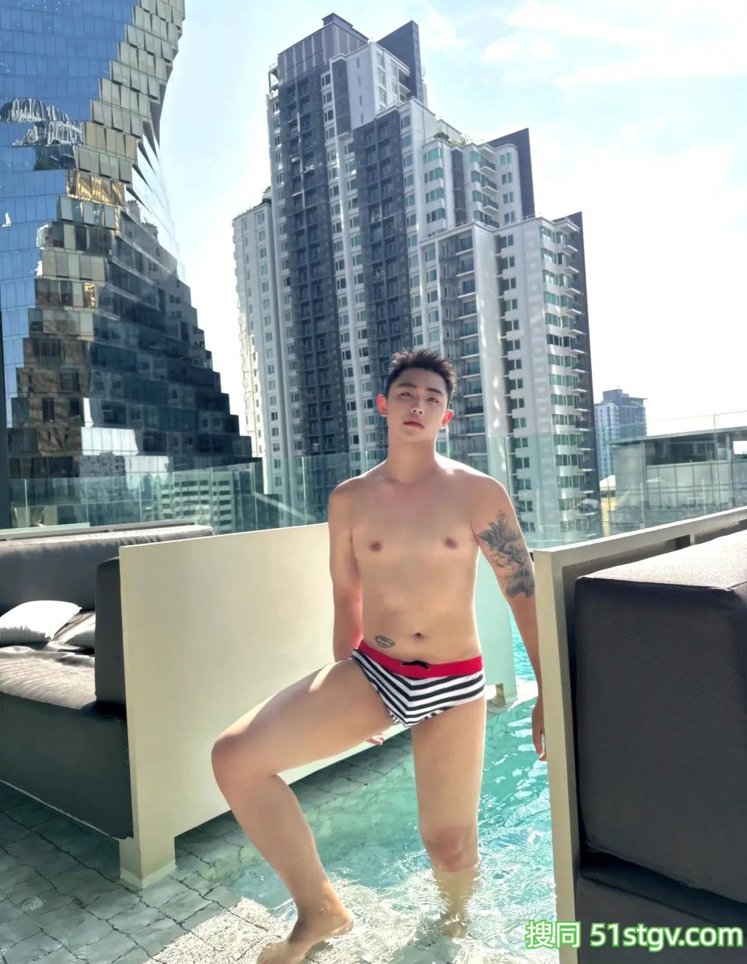 浙江的阿南 - 51虹马