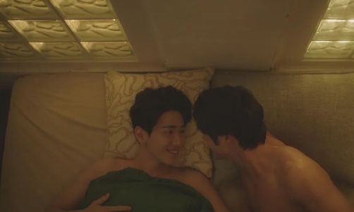 《大都市的爱情法》自由奔放的年轻人的爱情与离别 - 51虹马