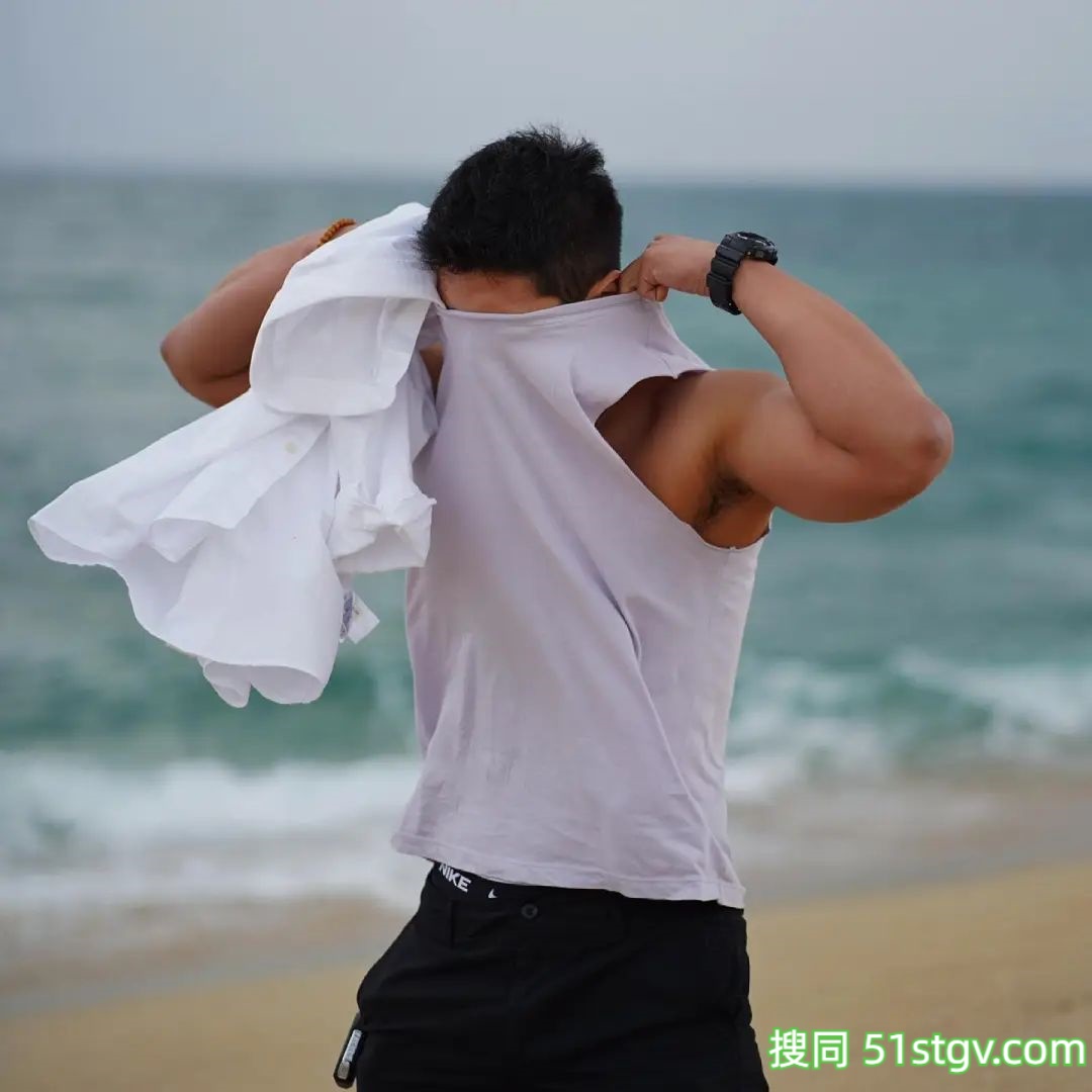 肉壮小哥哥，帅萌帅萌的 - 51虹马