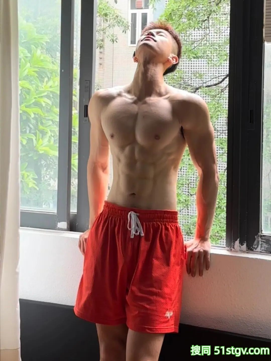 广东的188cm高瘦帅哥 - 51虹马