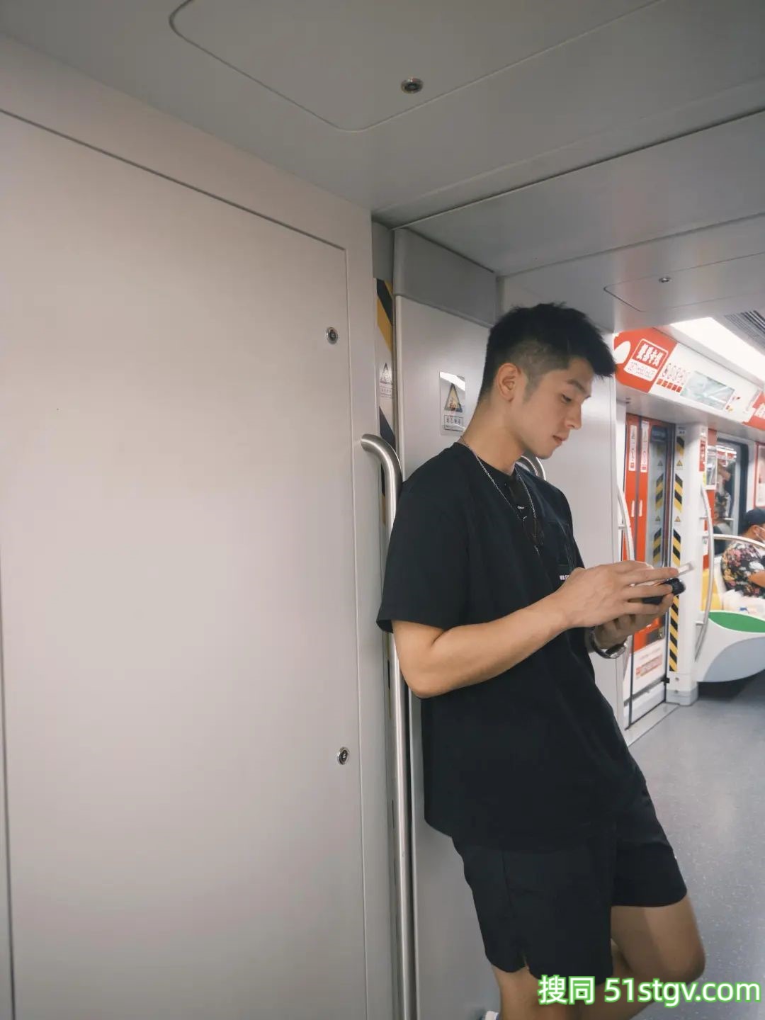 湖南的朱先生 - 51虹马