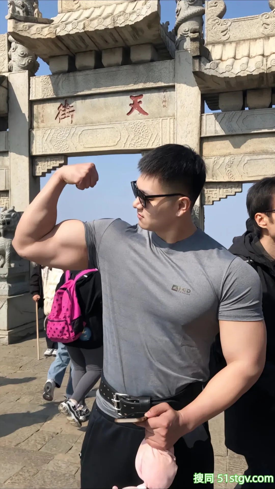 山东的Mr. Ma爱健身，双开门 - 51虹马