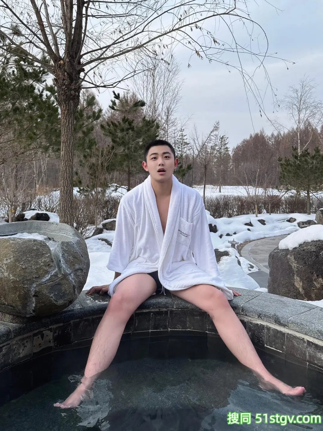 浙江的阿南 - 51虹马