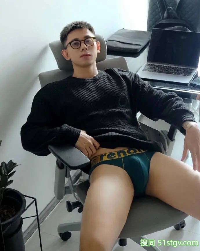 大D，这是谁家哥哥-51虹马