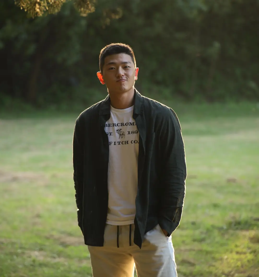 肉壮小哥哥，帅萌帅萌的 - 51虹马