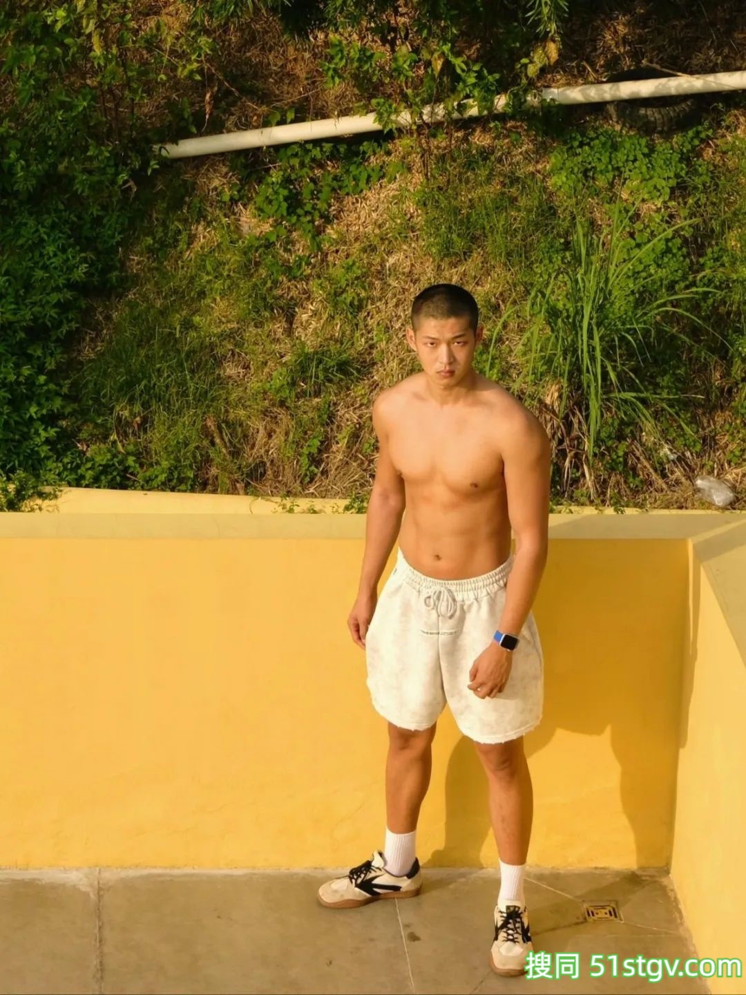 重庆渝北的寸头帅哥，185cm - 51虹马