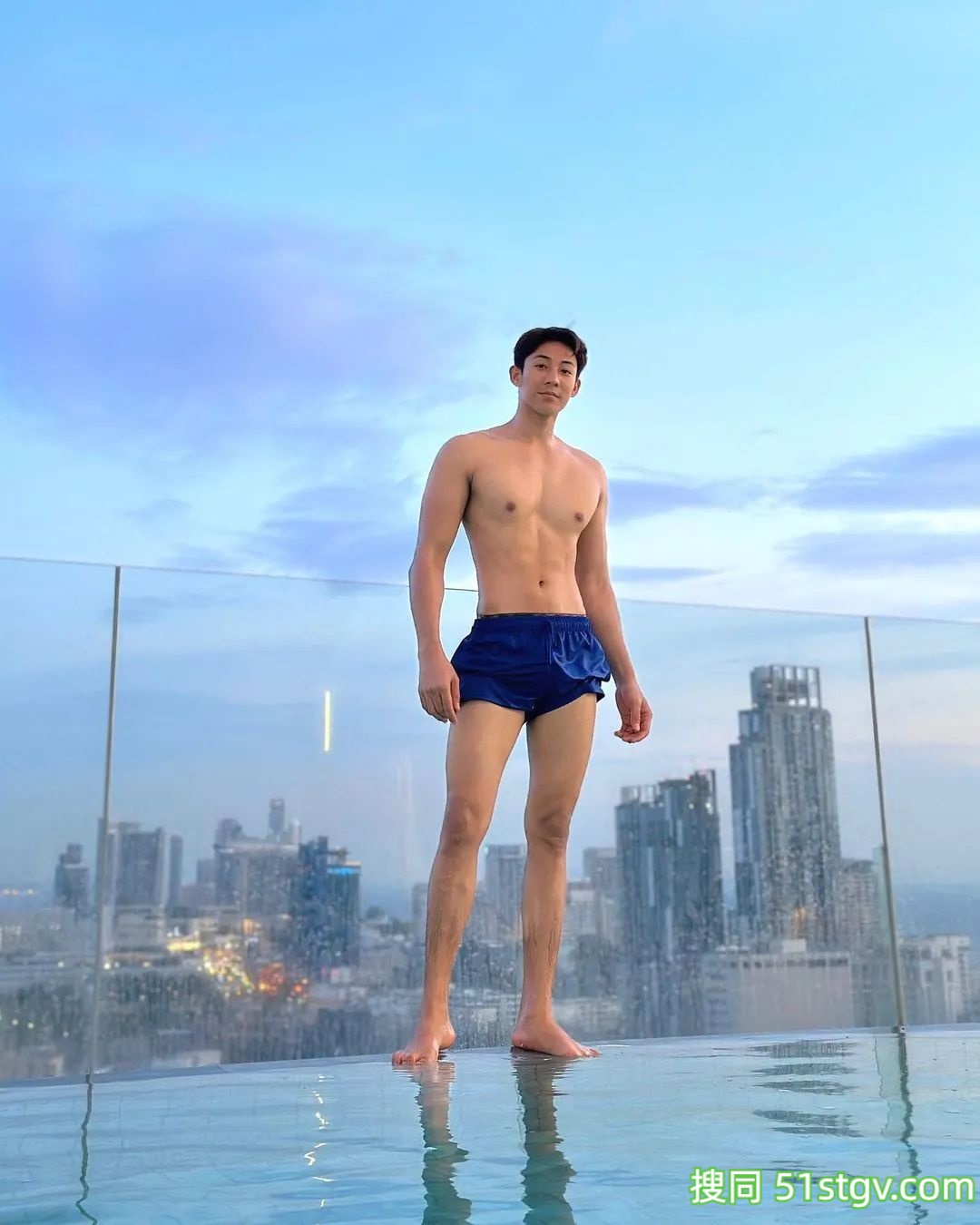 长腿帅哥哥toto_sunset - 51虹马