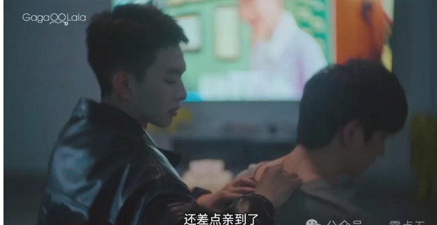 《路过我年少时光的蓝色》逐渐靠近,相互救赎 - 51虹马 《路过我年少时光的蓝色》逐渐靠近,相互救赎 - 51虹马