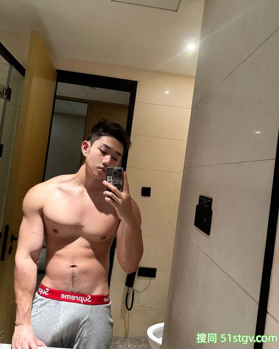 大D帅哥hiuue3 - 51虹马