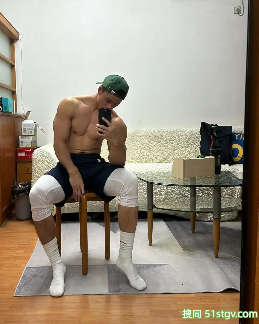 你家男友，陈默 - 51虹马