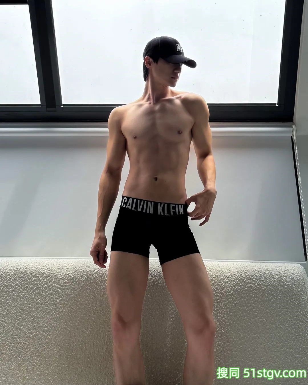 长腿男模 - 51虹马