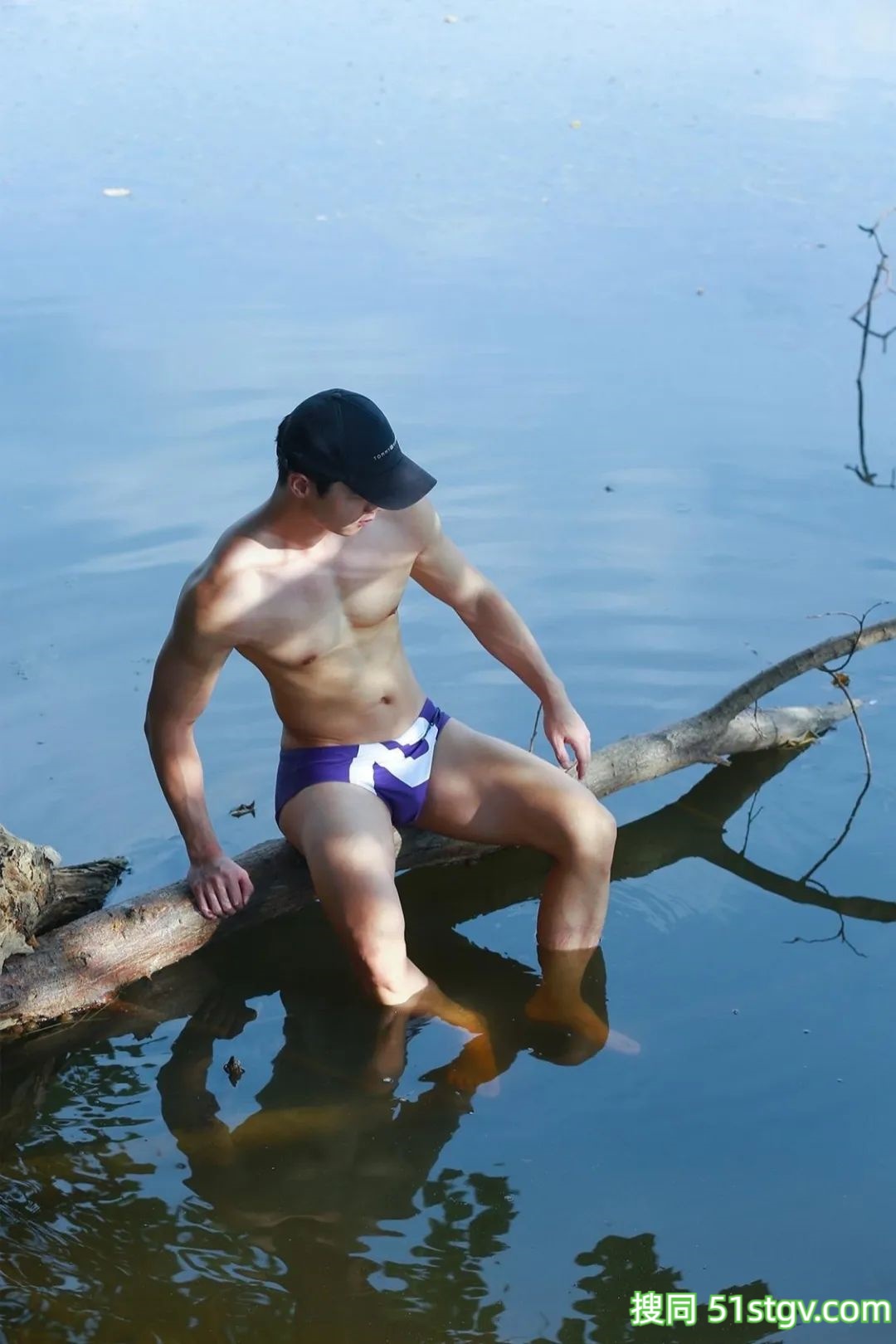 冬天游泳的野生物语 - 51虹马