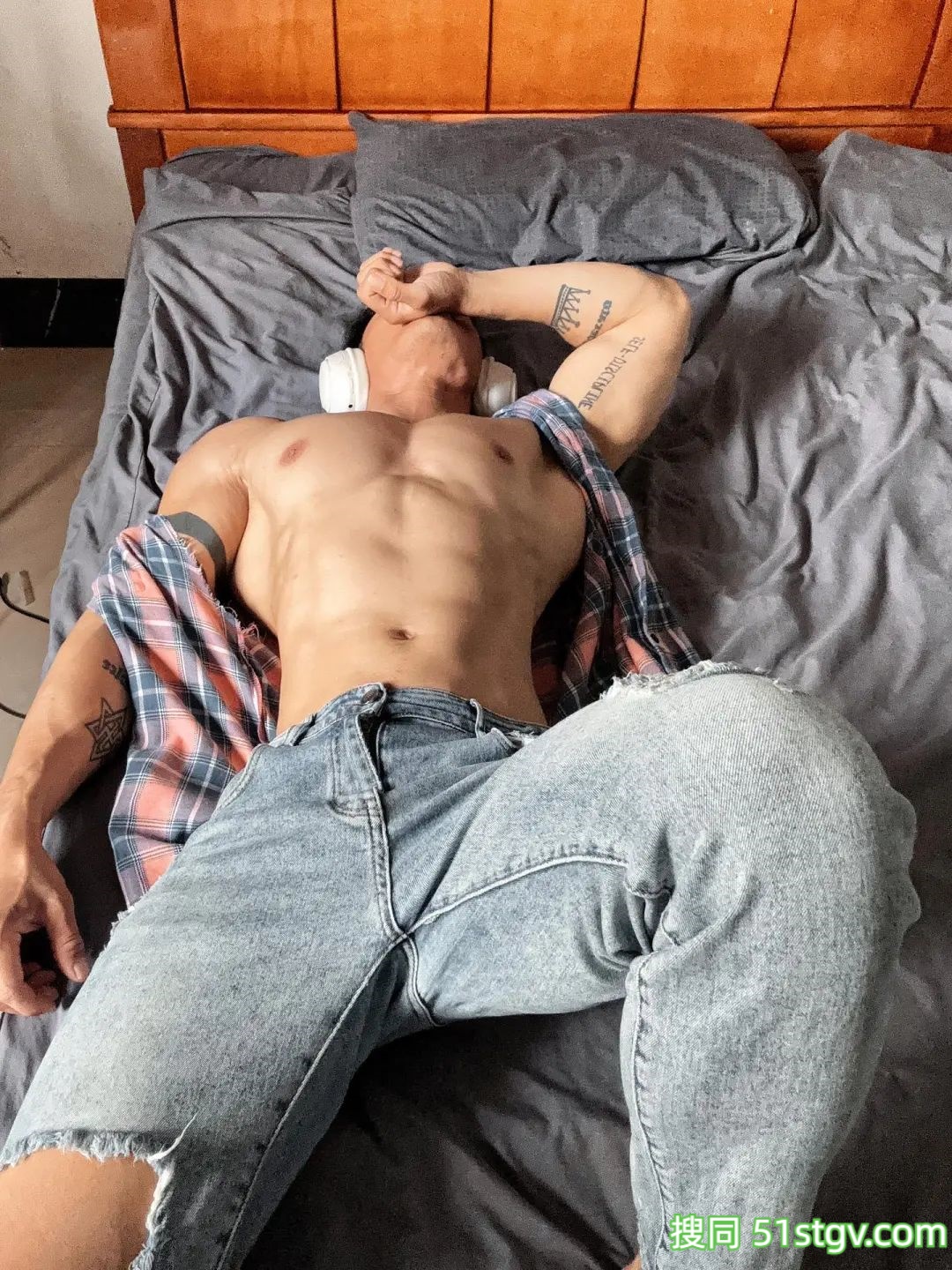 健身肌肉男 - 51虹马