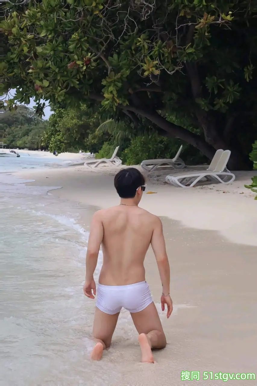 四川的帅哥哥，熊仔吃不饱 - 51虹马