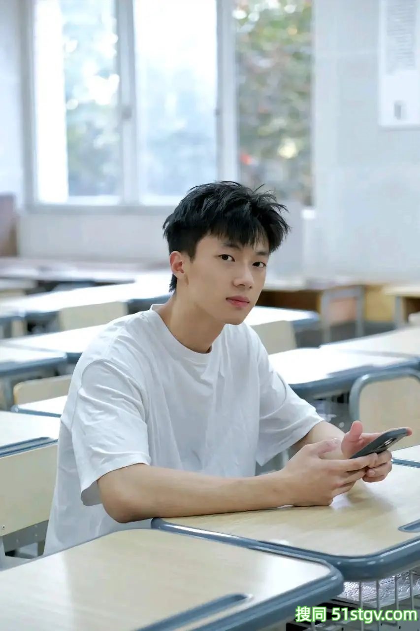 青春男大，重庆的cninec - 51虹马