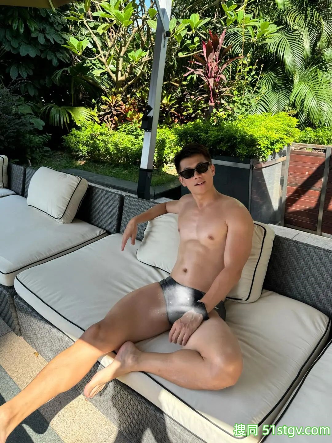 骑行的聪哥啊，身材是真好 - 51虹马