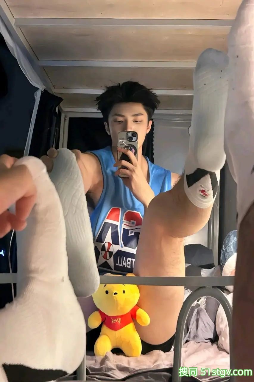 陕西的Mzc，大长腿帅哥 - 51虹马