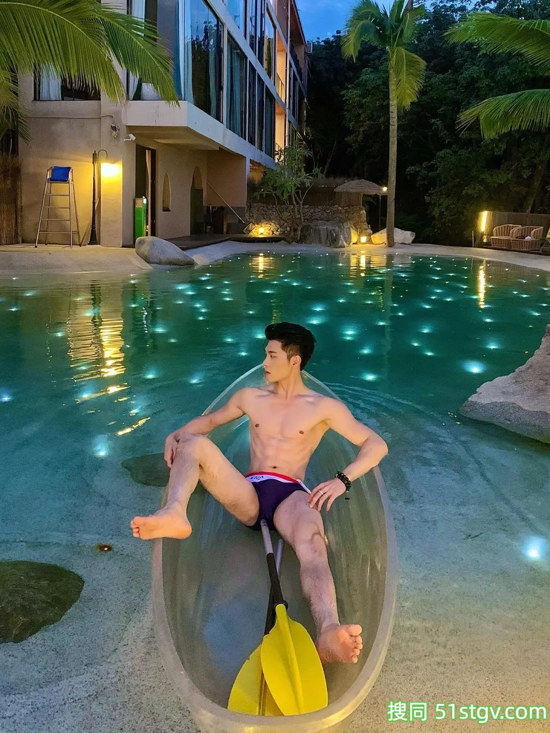 一个舞蹈老师,湾NAW-51虹马