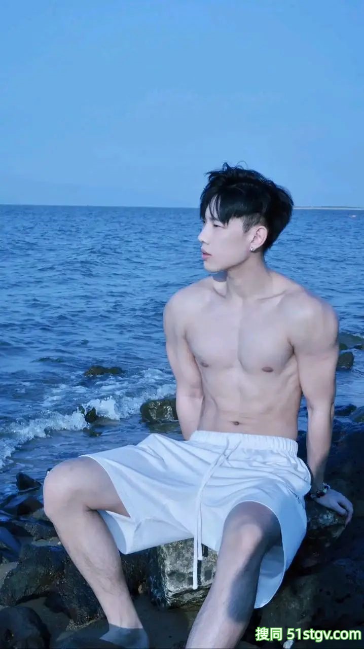 188CM长腿篮球帅哥，直男陈忱 - 51虹马