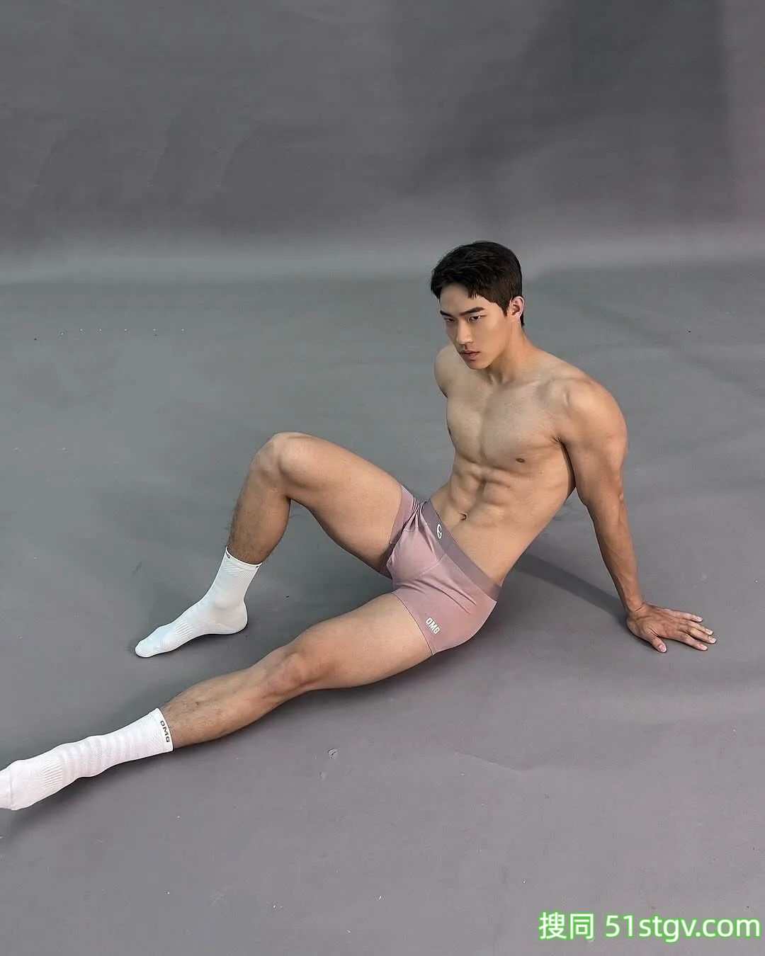 网球大男孩，长腿欧巴 - 51虹马