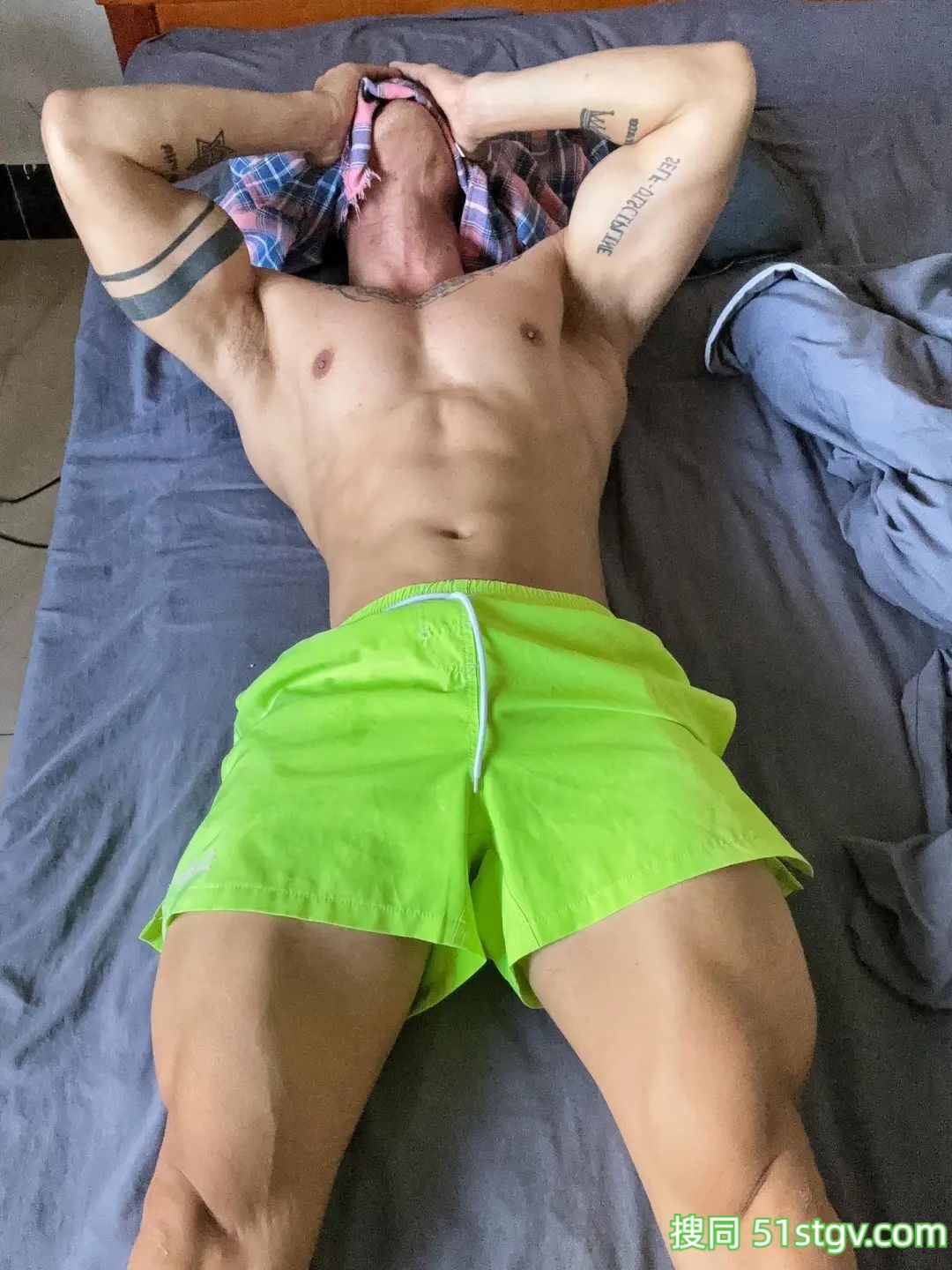 健身肌肉男 - 51虹马