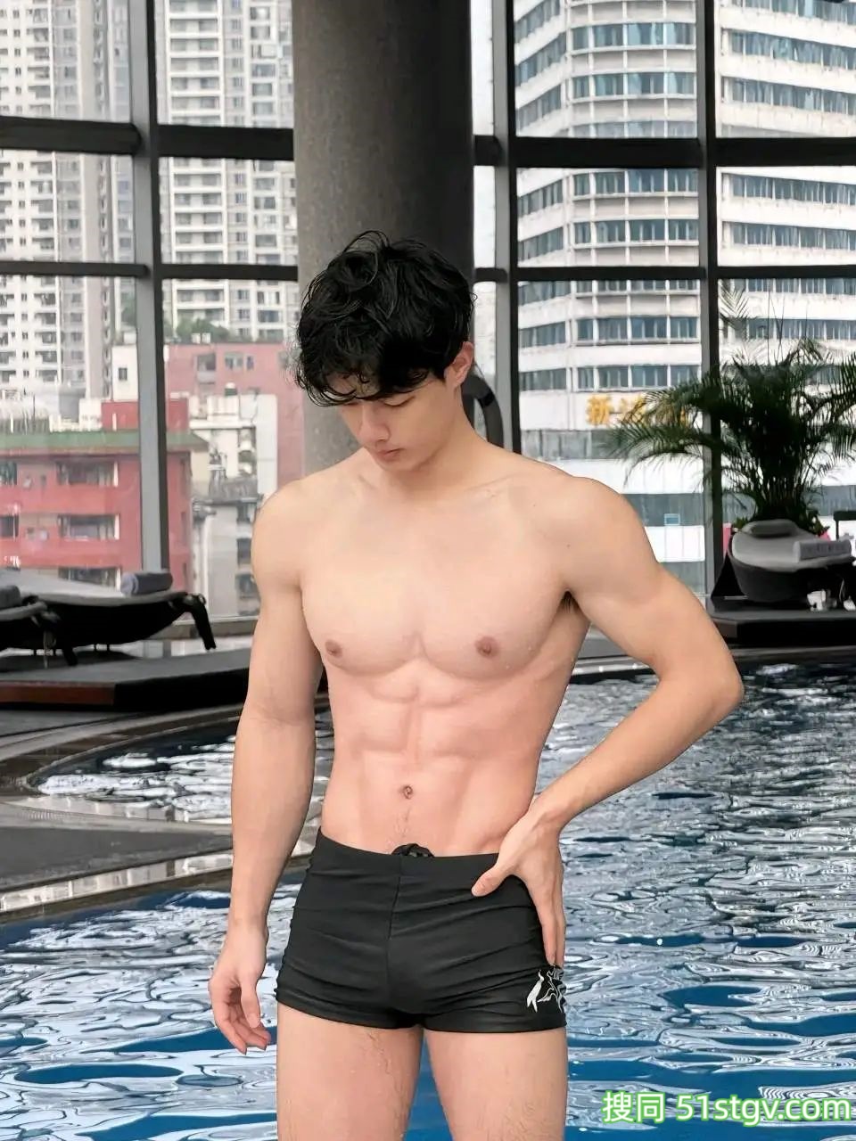 广东肌肉帅哥，大肥狗 - 51虹马