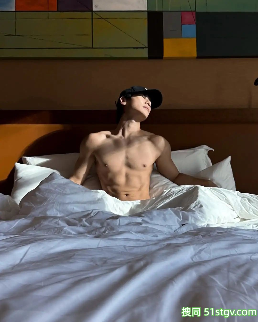 长腿男模 - 51虹马