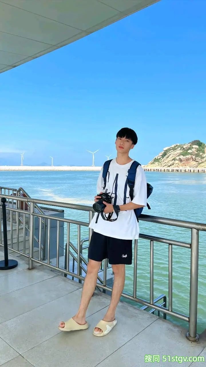 青春男大，重庆的cninec - 51虹马