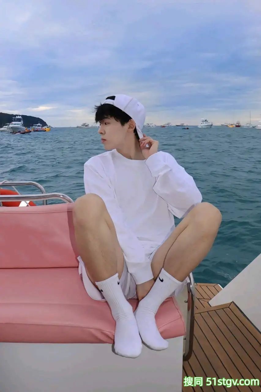 湖南的小帅哥，五杯牛奶-51虹马