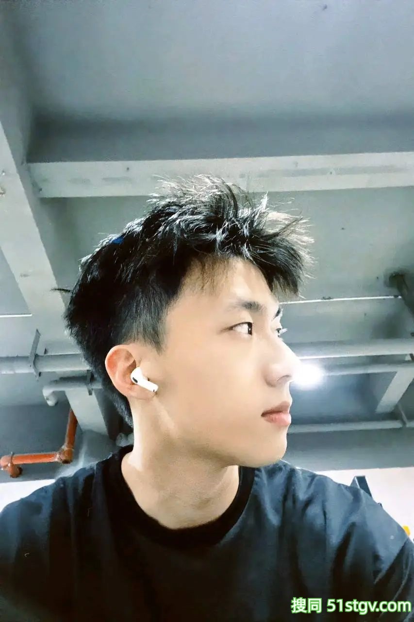 青春男大，重庆的cninec - 51虹马