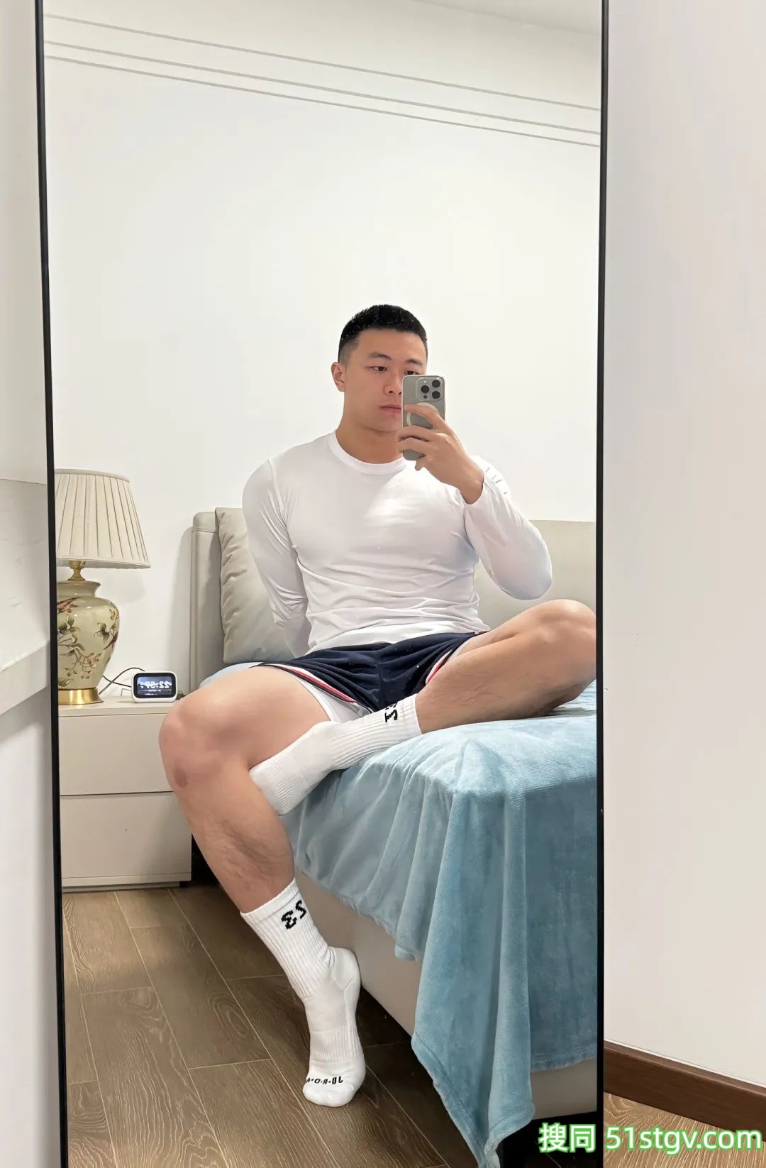 四川的寸头帅哥，大不列dian - 51虹马