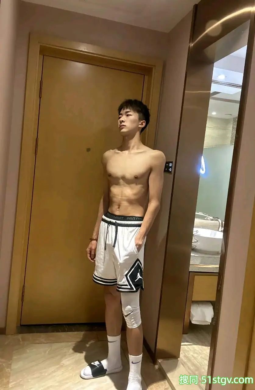 山东的男孩纸，李泽言 - 51虹马