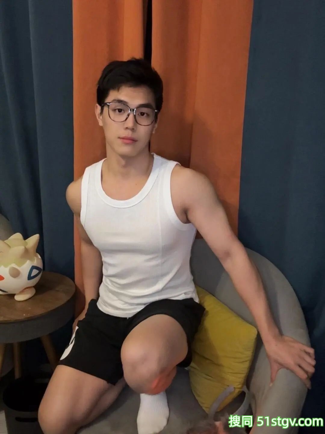 湖南的李石榴，脂包肌帅哥 - 51虹马