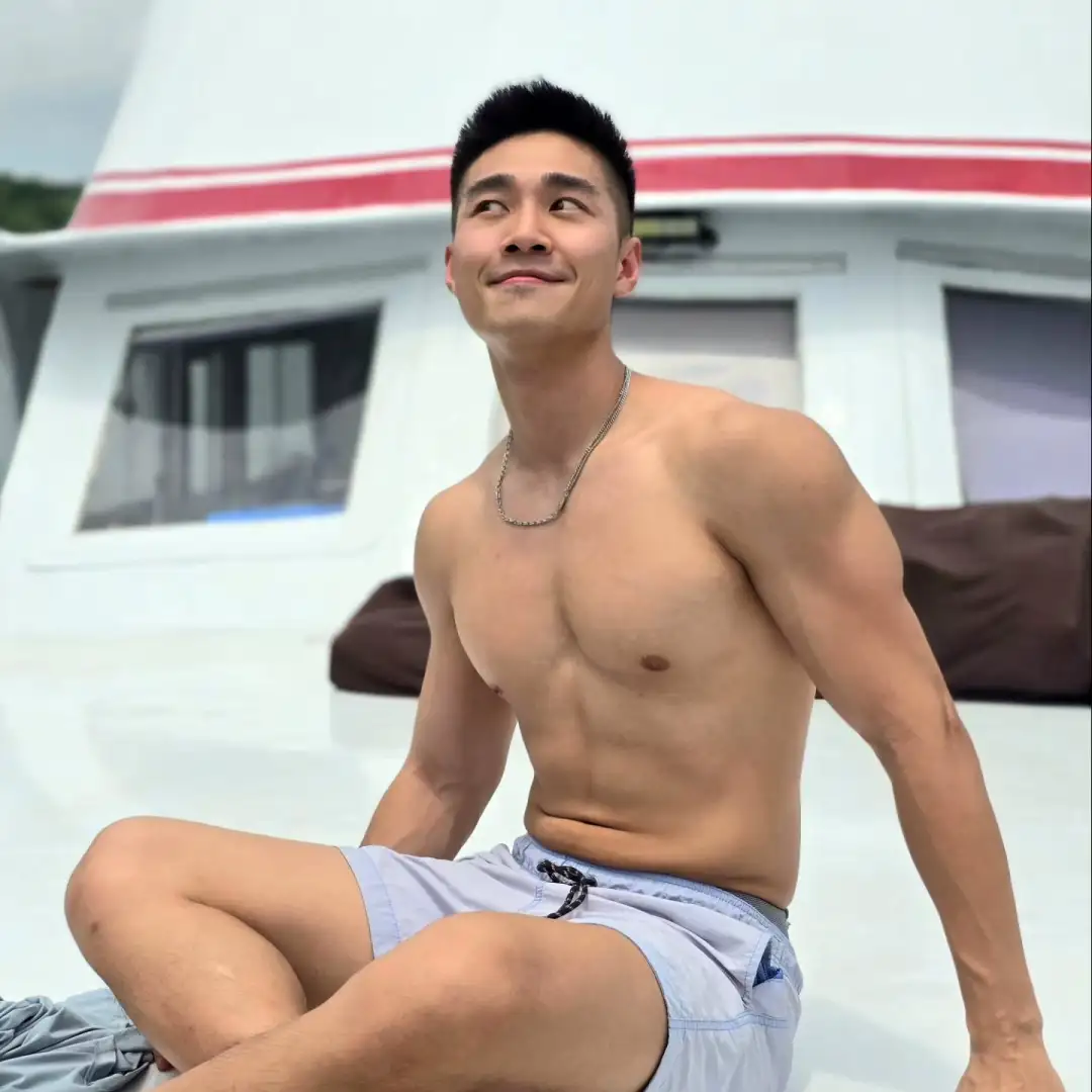 周末户外爬山 - 51虹马