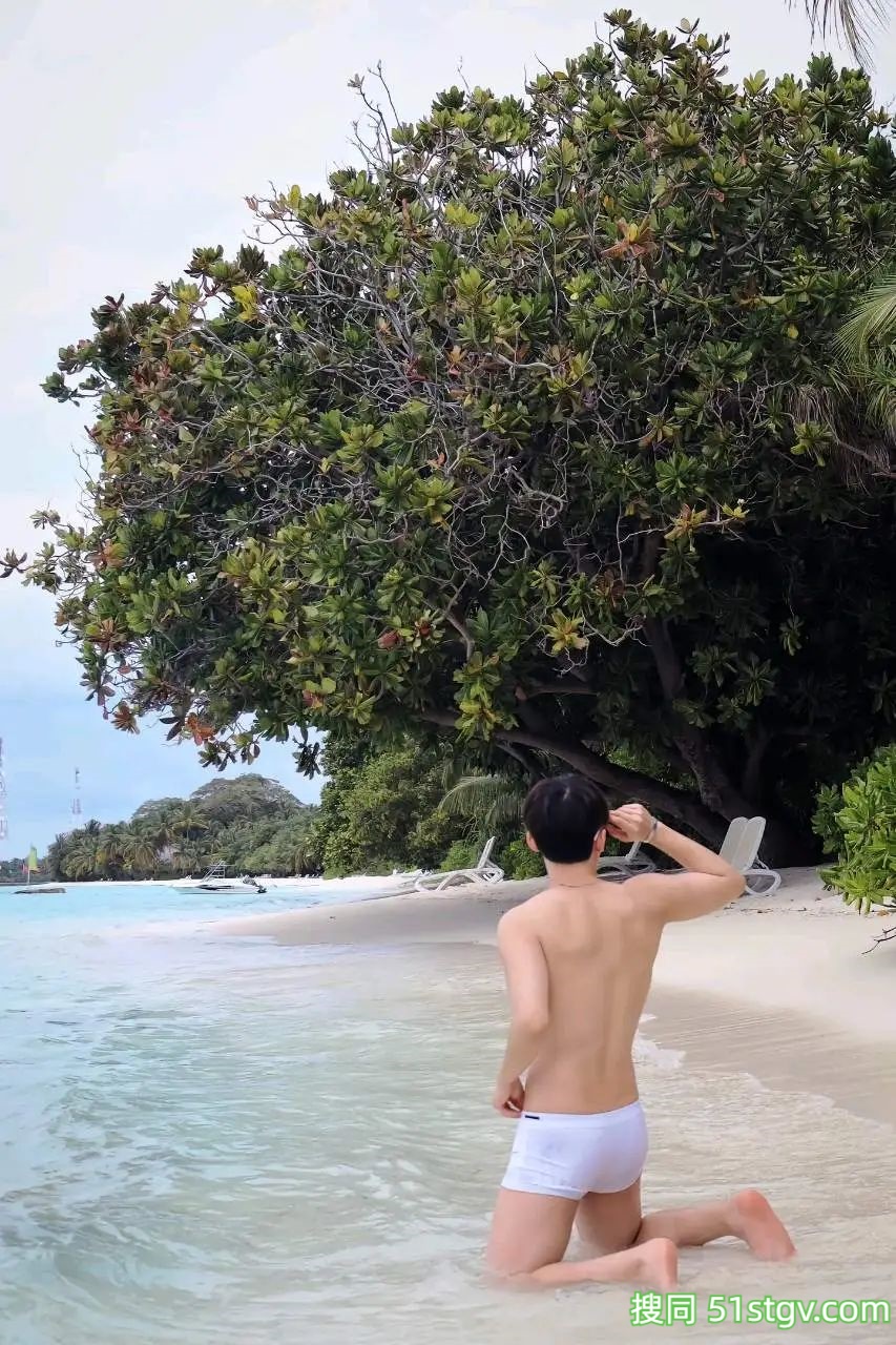 四川的帅哥哥，熊仔吃不饱 - 51虹马