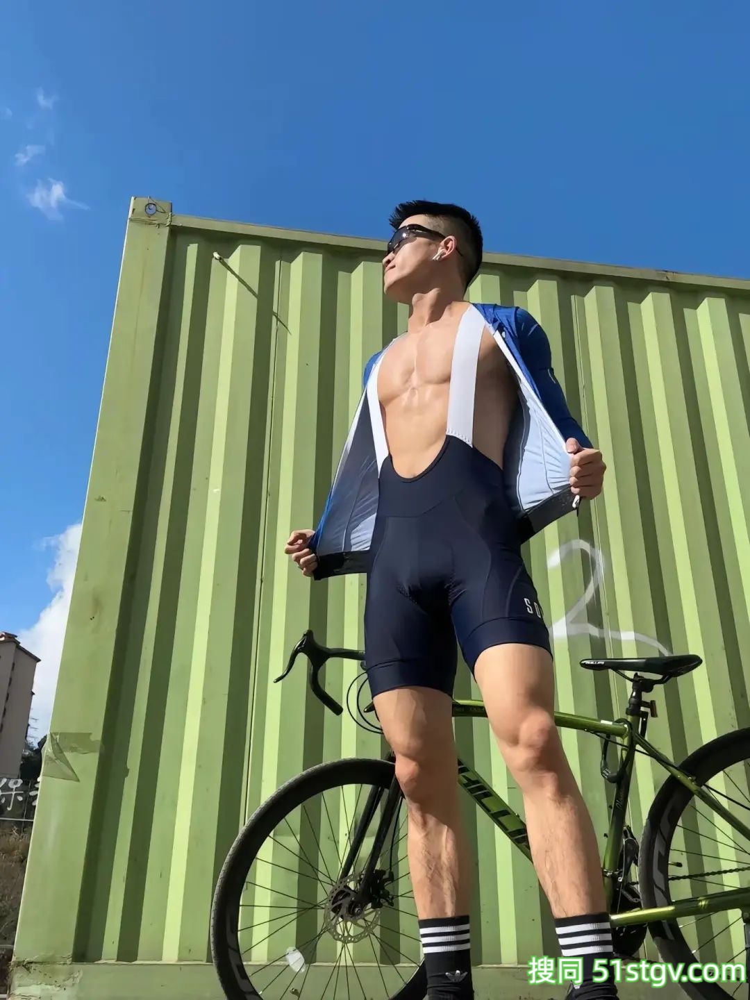 贵州骑行小帅哥，丁老Bing - 51虹马