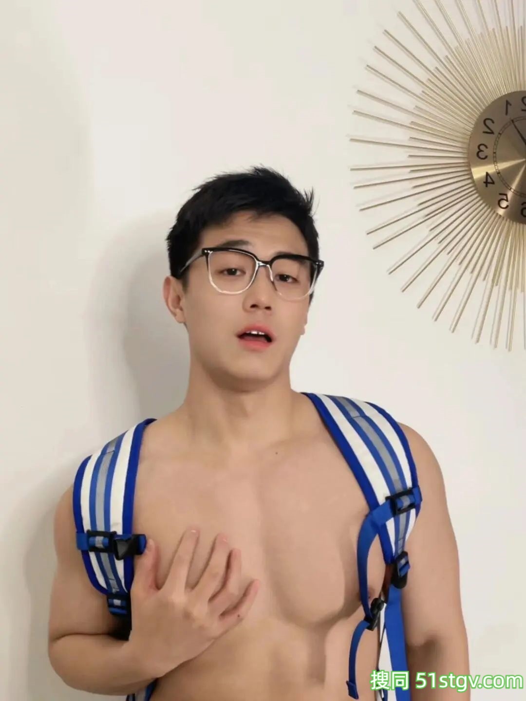 湖南的李石榴，脂包肌帅哥 - 51虹马