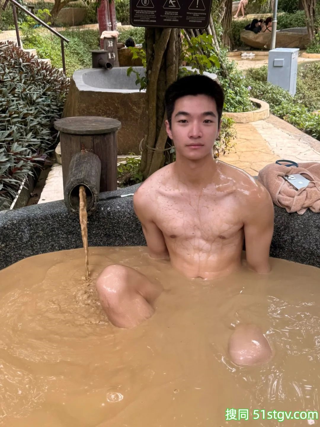 云南可爱的小鹿-51虹马