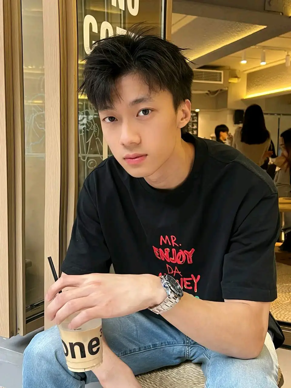 青春男大，重庆的cninec - 51虹马