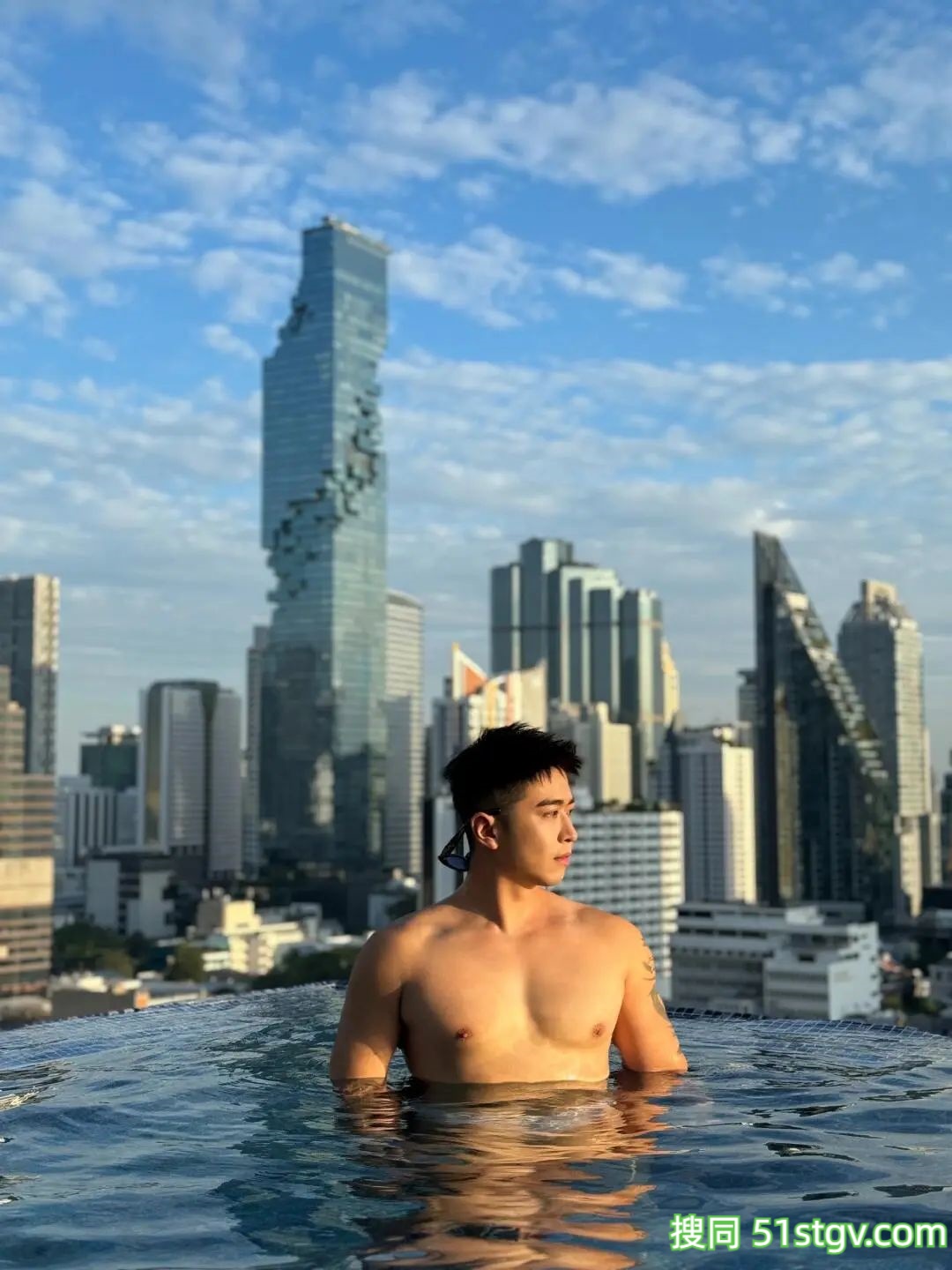 浙江的Canda - 51虹马