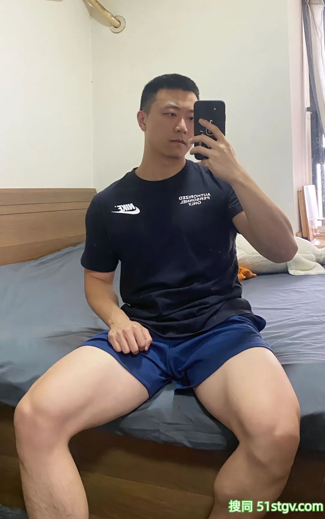 四川的寸头帅哥，大不列dian - 51虹马