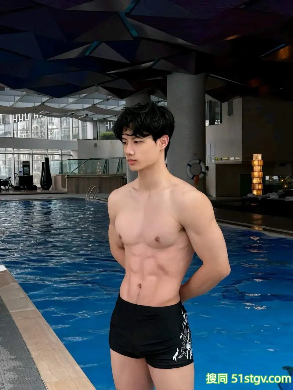 广东肌肉帅哥，大肥狗 - 51虹马