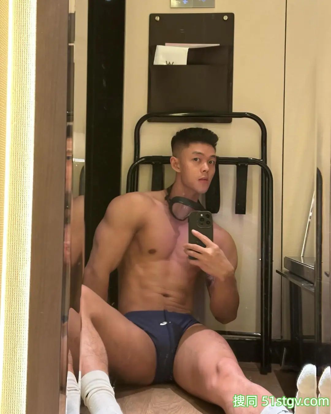 小哥哥，陈默 - 51虹马