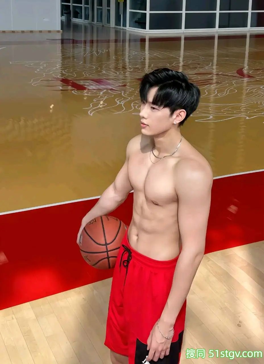 188CM长腿篮球帅哥，直男陈忱 - 51虹马