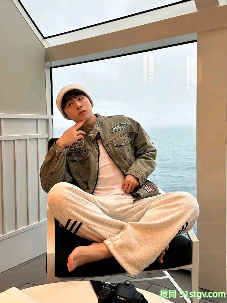 四川的帅哥哥，熊仔吃不饱 - 51虹马