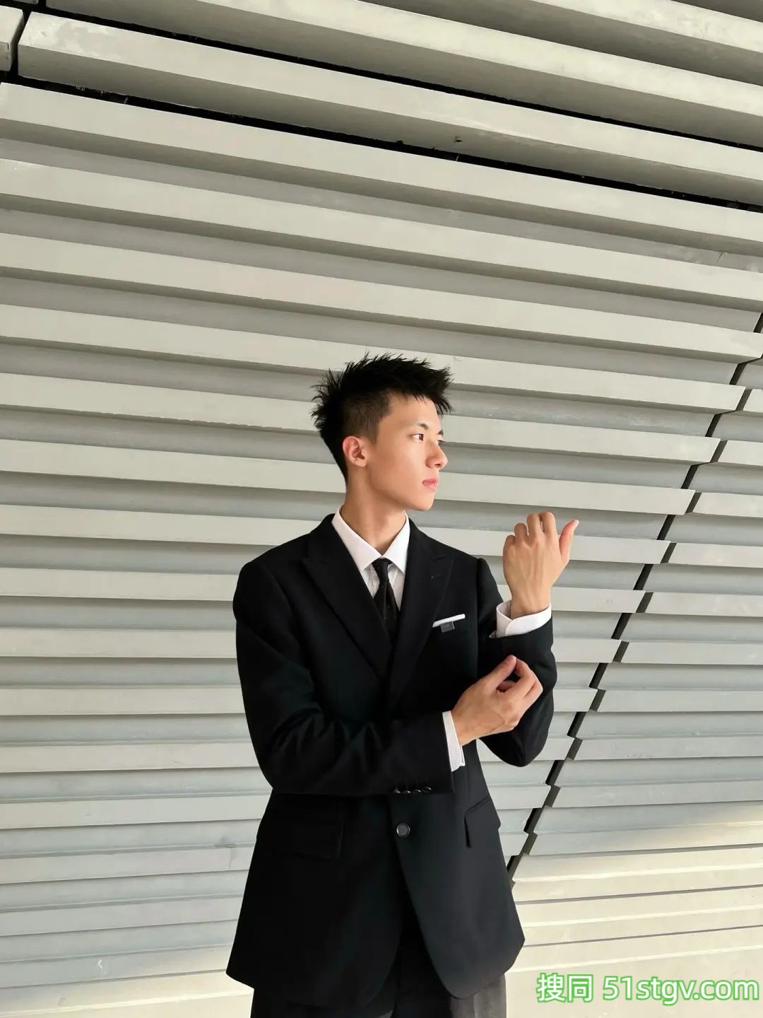 高颜值帅哥cninec，男大 - 51虹马