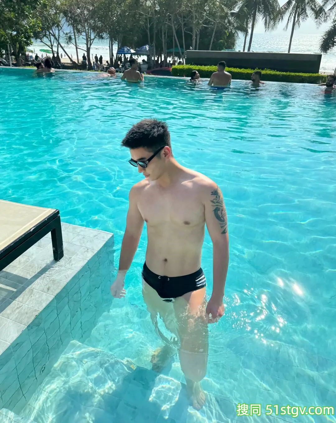 浙江的Canda - 51虹马